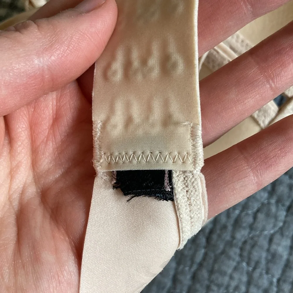 Convertible bra - Picture 4 of 4